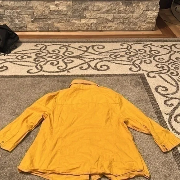 Miss Lili yellow shirt size L - Picture 6 of 7